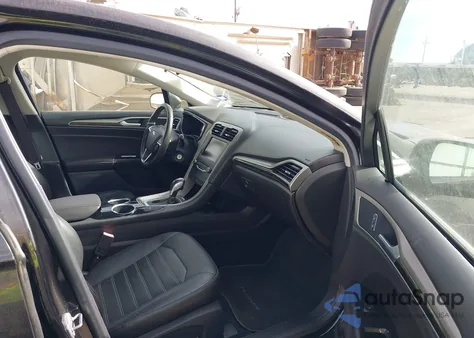 2013 Ford Fusion Hybrid Se z USA, uszkodzony, nr VIN 3FA6P0LU5DR188451